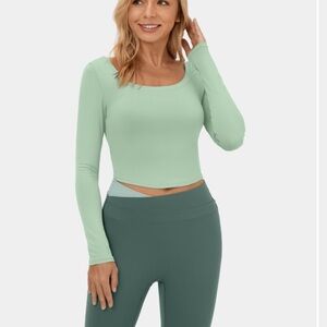 New Halara long sleeve backless sports top